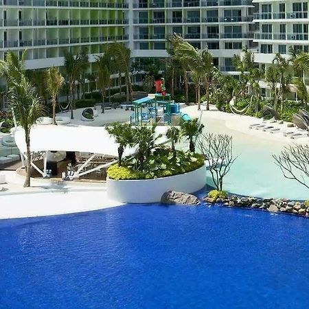 Azure Urban Resort Maui Unit Manila Exteriör bild