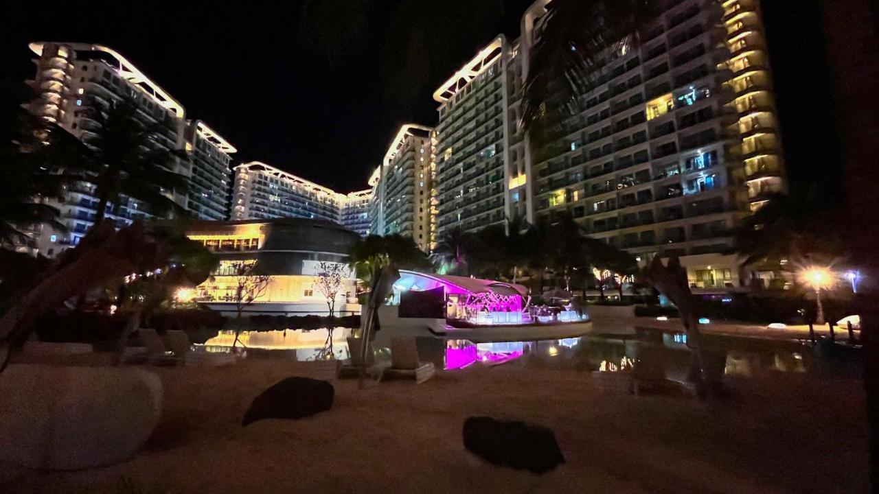 Azure Urban Resort Maui Unit Manila Exteriör bild