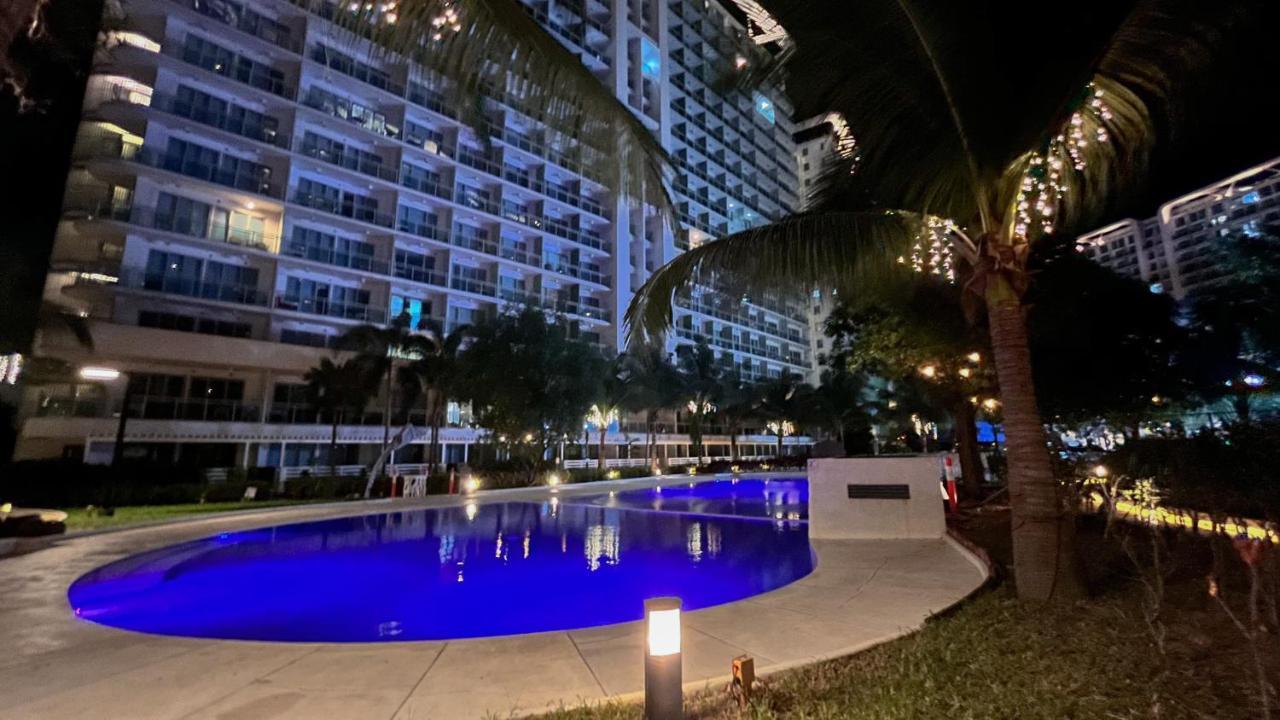 Azure Urban Resort Maui Unit Manila Exteriör bild